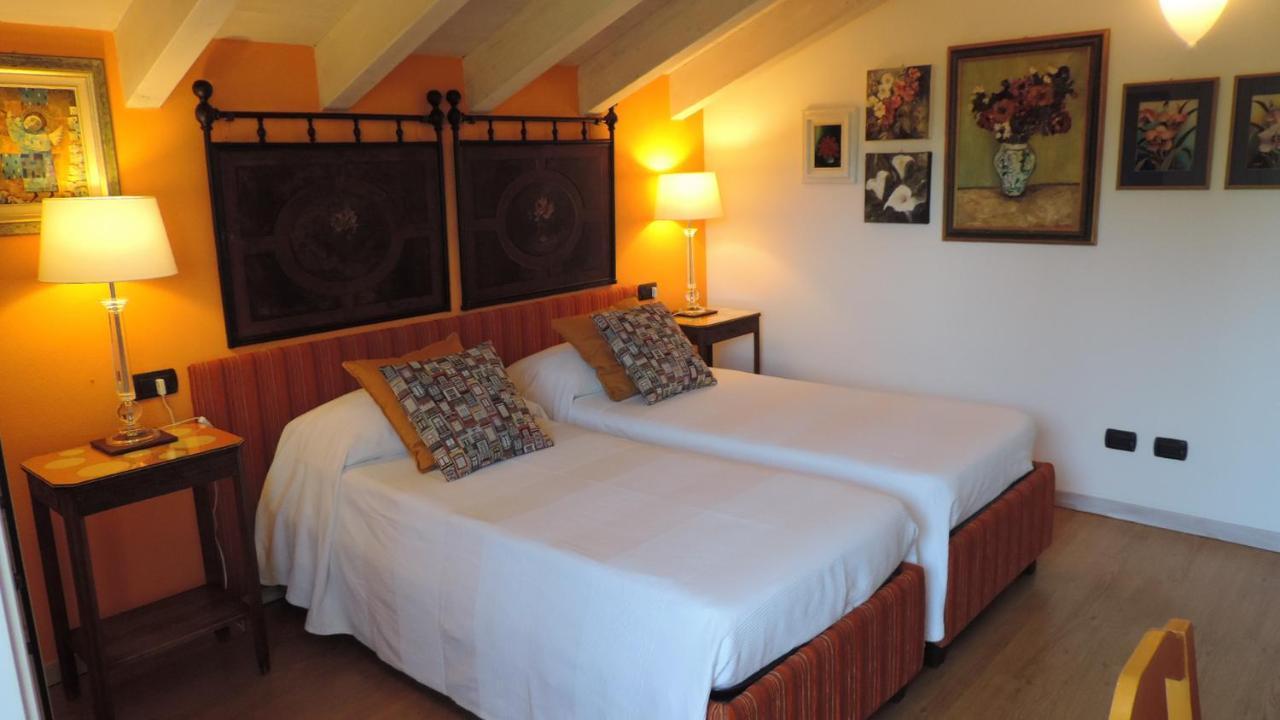La Collina Since 2008 No Smoking B&B 바레세 외부 사진
