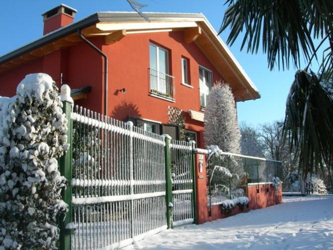 La Collina Since 2008 No Smoking B&B 바레세 외부 사진