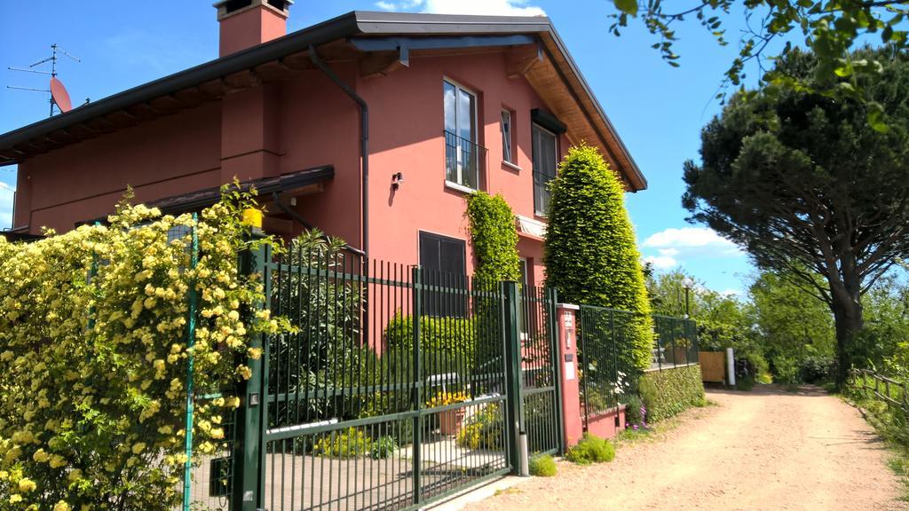 La Collina Since 2008 No Smoking B&B 바레세 외부 사진