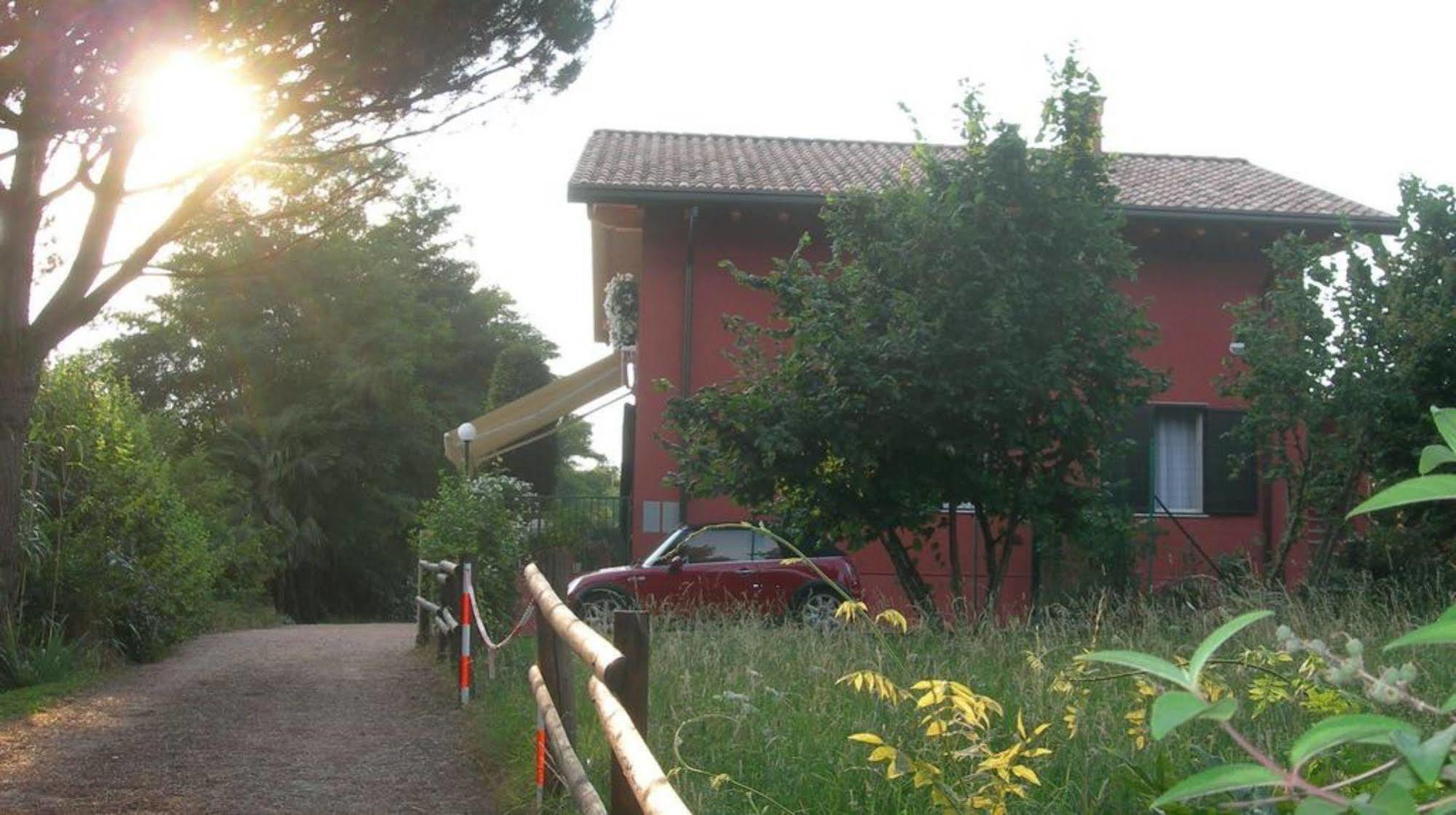 La Collina Since 2008 No Smoking B&B 바레세 외부 사진